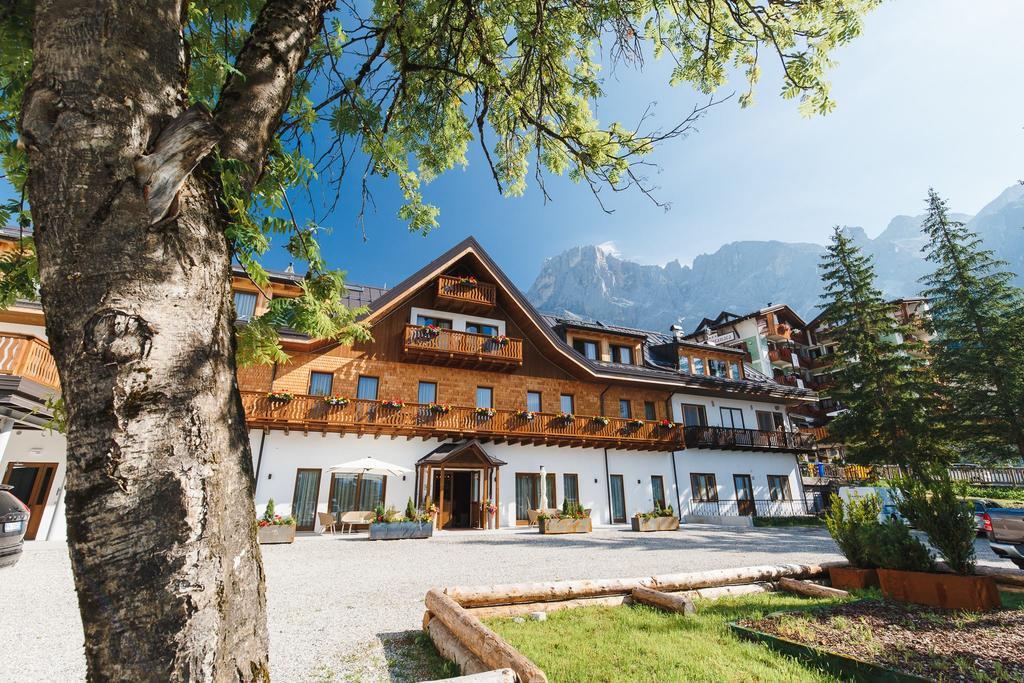 Residence Langes San Martino Di Castrozza Exteriör bild